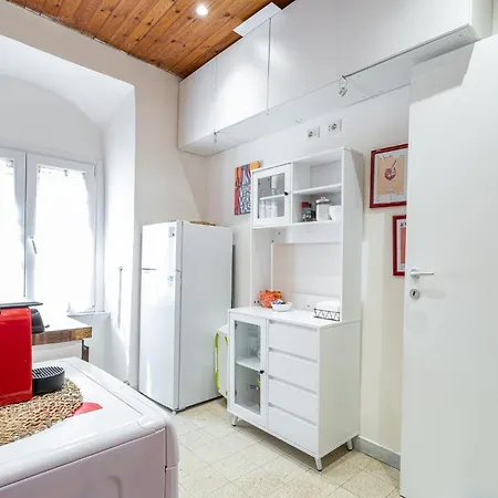 Bigfamilyflats - Coliseum Apartment
